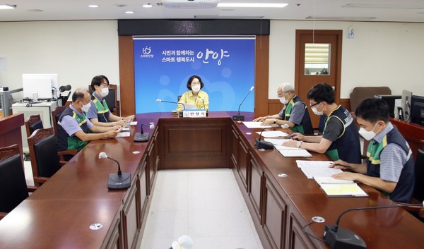 ▲ 안양시의회, 市재난안전대책본부 방문.