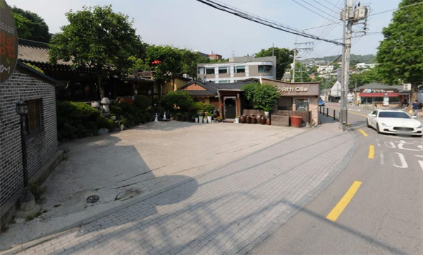 ▲ 성북동 266-1 도로확장공사 후 모습.