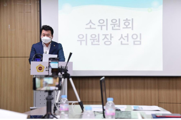 ▲ 제17기 정책위원회 라이브톡 온라인 회의.