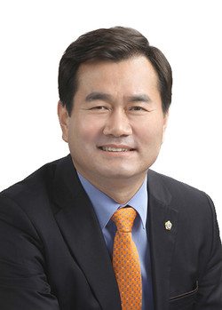▲ 이천시의회 김학원 의원.