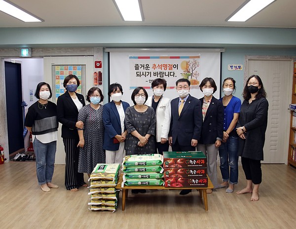 ▲ 복지시설 위문.