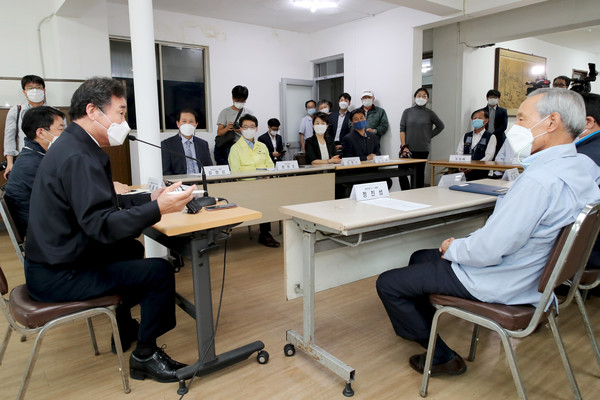 ▲ 버스기사 격려 방문 모습.