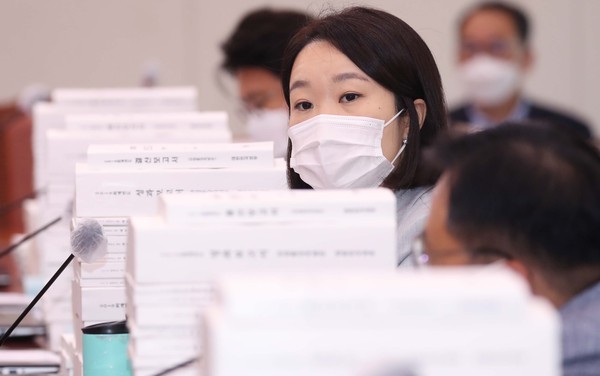 ▲ 의사진행발언 하는 이소영 의원.
