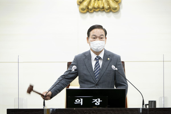 ▲ 화성시의회 원유민 의장.