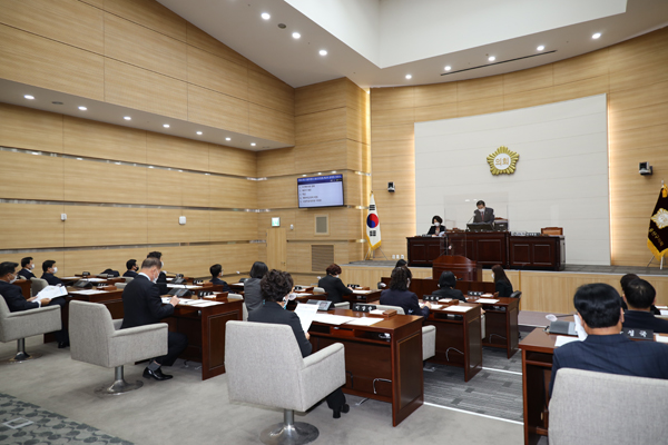 ▲ 용산구의회, 제261회 제2차 정례회 개회.