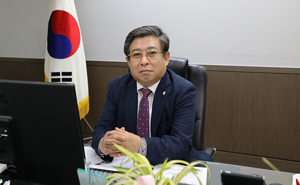 ▲ 마포구의회 조영덕 의장.