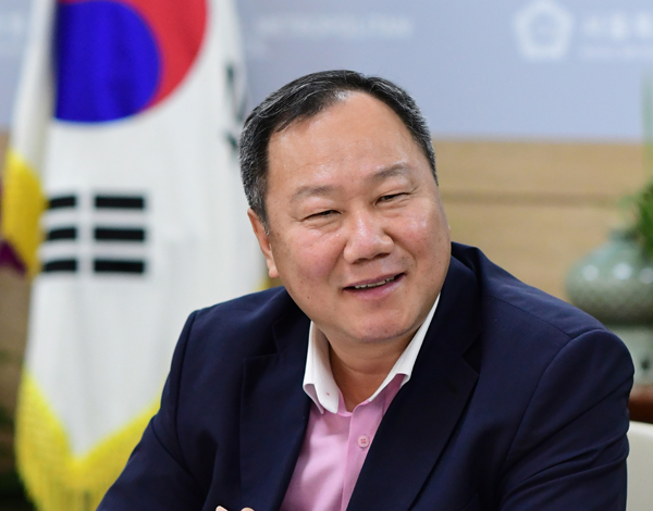 ▲ 서울시의회 김인호 의장.