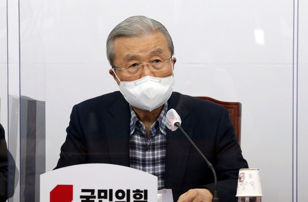 ▲ 발언하는 김종인 위원장. /뉴시스
