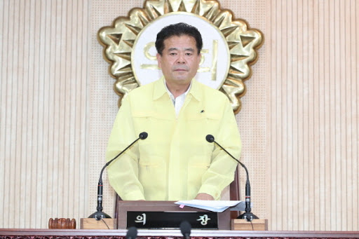 ▲ 고양시의회 이길용 의장.