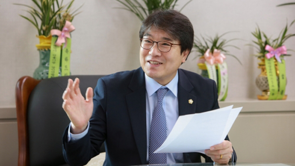 ▲ 부천시의회 강병일 의장.