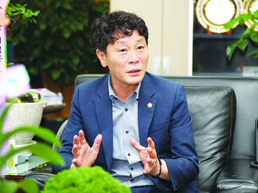 ▲ 금천구의회 백승권 의장.