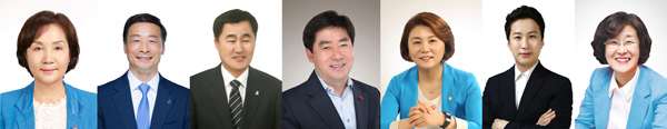 ▲ 왼쪽부터 조례안을 발의한 이경애 한명훈 유재수 추연호 주미희 송바우나 나정숙 의원 모습.