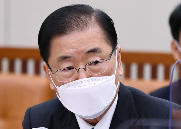 ▲ 질의 답변하는 정의용 장관 후보자. /뉴시스