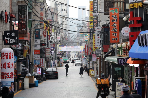 ▲ 서울 강남구 논현동먹자골목이 한산하다. /뉴시스
