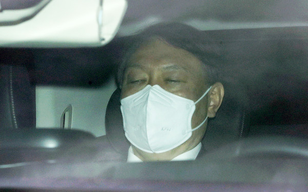 ▲ 출근하는 윤석열 검찰총장. /뉴시스
