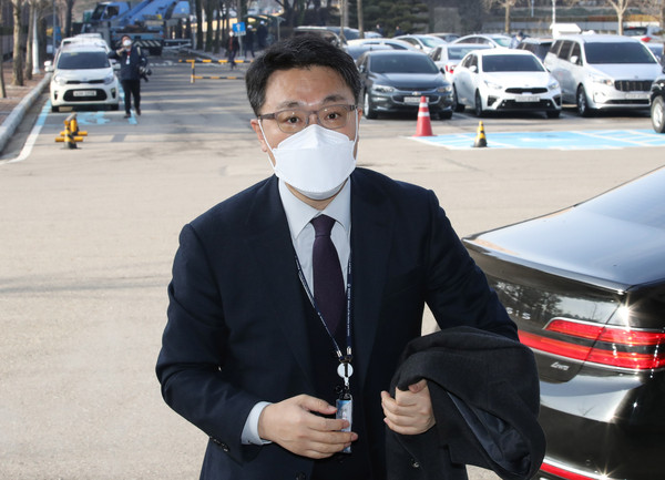 ▲ 출근하는 김진욱 공수처장. /뉴시스