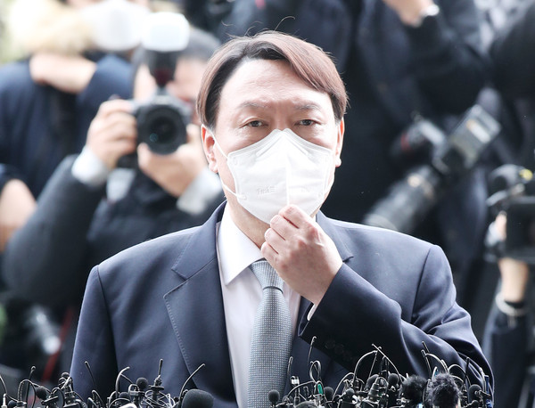 ▲ 총장직 사의 표명한 윤석열 검찰총장. /뉴시스