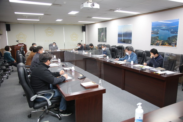 ▲ 안성시의회 산란지회 간담회.