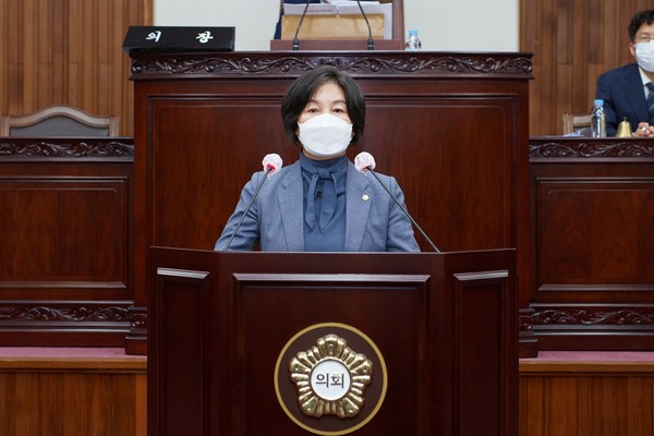 ▲ 여주시의회 최종미 의원 자유발언 모습.