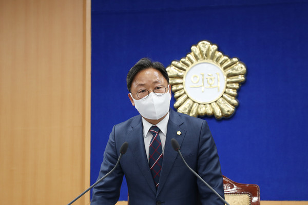 ▲ 강북구의회 이용균 의장.