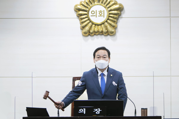 ▲ 화성시의회 원유민 의장.