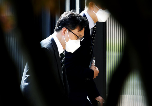 ▲ 사무실 출근하는 김진욱 공수처장. /뉴시스