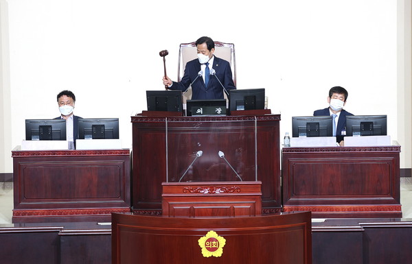 ▲ 장현국 의장, 제352회 정례회 개회 모습.