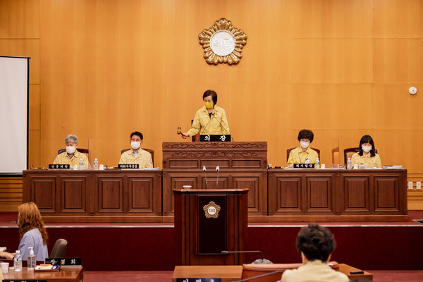 ▲ 광진구의회, 제245회 1차 정례회 폐회 모습.