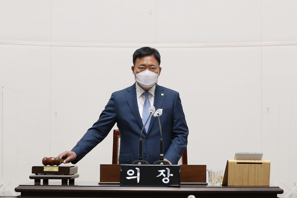▲ 성동구의회 이성수 의장.