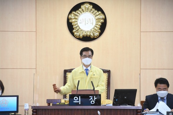 ▲ 마포구의회 고기판 의장.