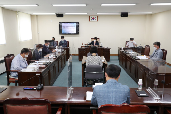 ▲ 강북구의회 운영위원회 회의.
