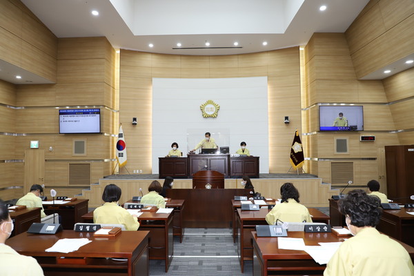 ▲ 용산구의회 제266회 임시회 개회 모습.