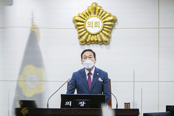 ▲ 화성시의회 원유민 의장.