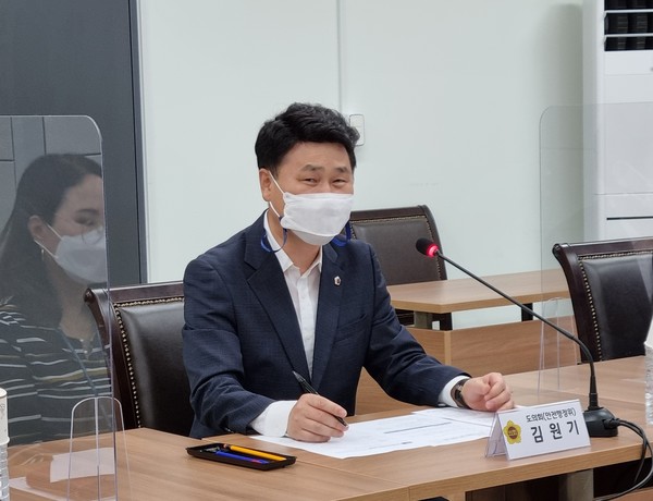▲ 김원기 의원.