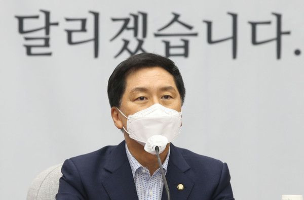 ▲ 발언하는 김기현 원내대표. /뉴시스
