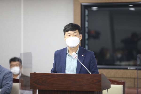▲ 수원시의회 김영택 의원.