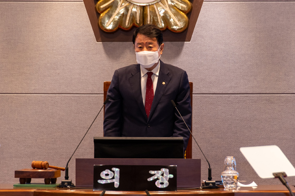 ▲ 한용대 의장.