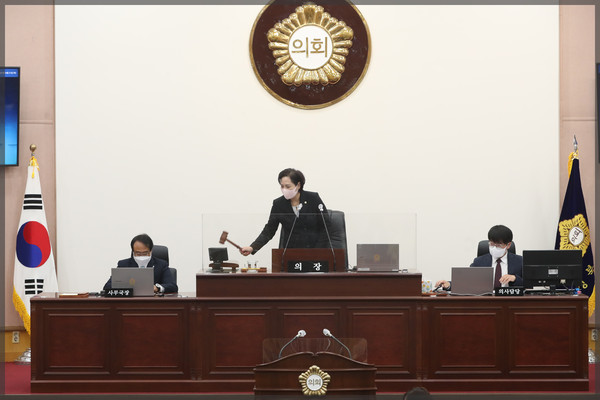 ▲ 제285회 성북구의회 임시회 개회식.