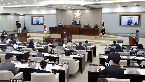 ▲ 수원시의회, 제363회 제2차 정례회 개회 모습.