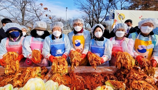 ▲ 국회생생텃밭 김장나눔행사.