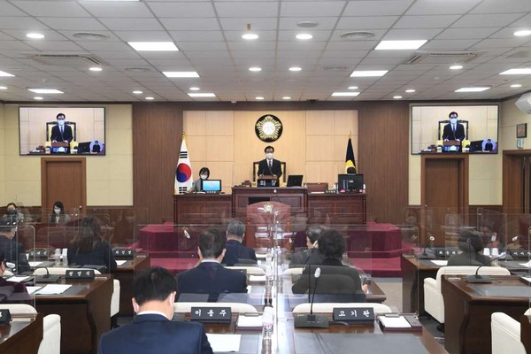 ▲ 영등포구의회, 제235회 임시회 개회 모습.