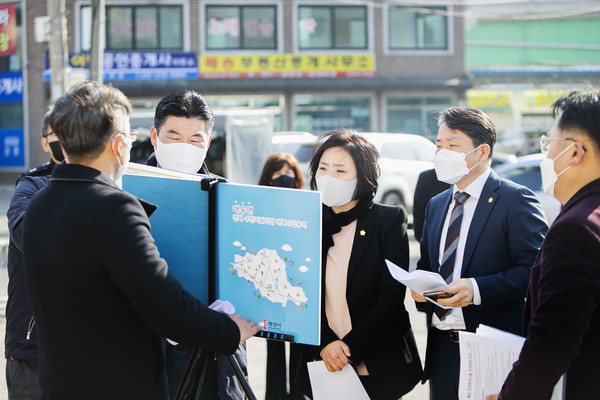 ▲ 2022년도 공유재산 관리계획안 심의 대상지 방문 모습.