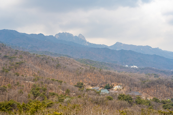 ▲ 구름 전망대에서 바라본 북한산.