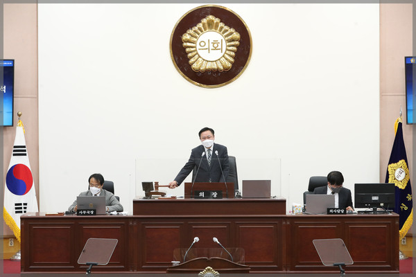 ▲ 제288회 서울특별시 성북구의회 임시회 제1차 본회의 진행중인 모습.