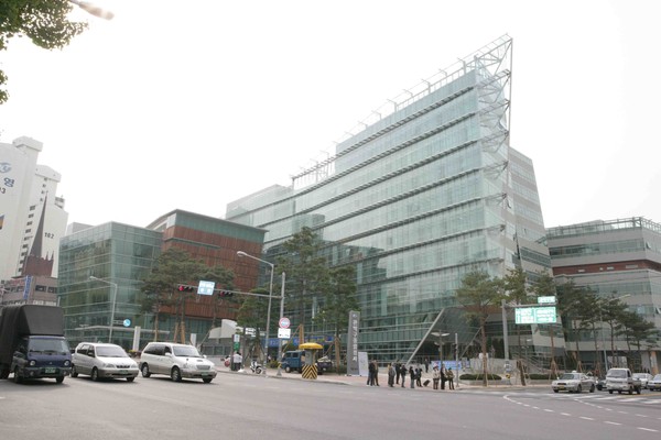 ▲ 관악구청사 전경.