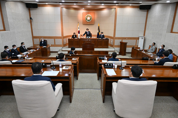▲ 제280회 정선군의회 임시회 제1차 본회의.