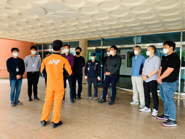 ▲ 여주도시관리공단 합동 소방훈련 실시 모습.