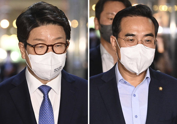 ▲ 권성동-박홍근 국회의장 주재 여야 원내대표회동 참석 모습. /뉴시스