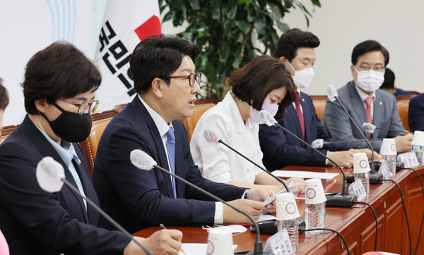 ▲ 권성동 국민의힘 당대표 직무대행 겸 원내대표가 발언하고 있다. /뉴시스