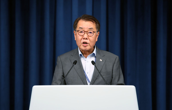 ▲ 최영범 홍보수석 탈북어민 북송 사건 브리핑 모습. /뉴시스